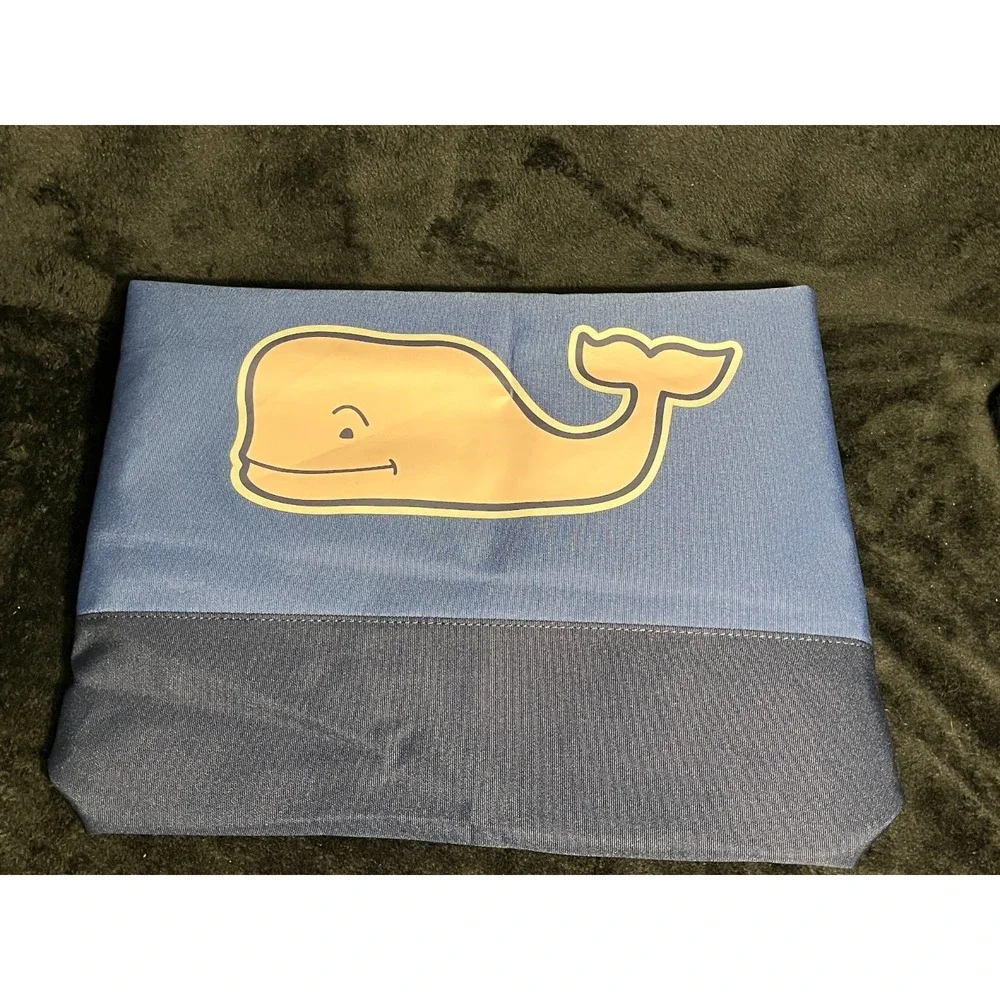 Vineyard Vines Target Pink Whale Tote Blue Large Beach Bag Patchwork Interior - Picture 8 of 9